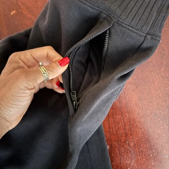 ALO Yoga Black wide leg serenity  Pant - Picture 6 of 8